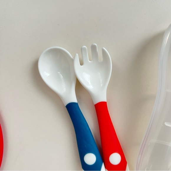 EZPZ mini silicone placemat with divided segments + boon spoons + more! - Picture 10 of 11